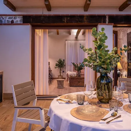Holiday home Escapada Refrescante Con Jacuzzi, Barbacoa Y Chimenea Alfacar